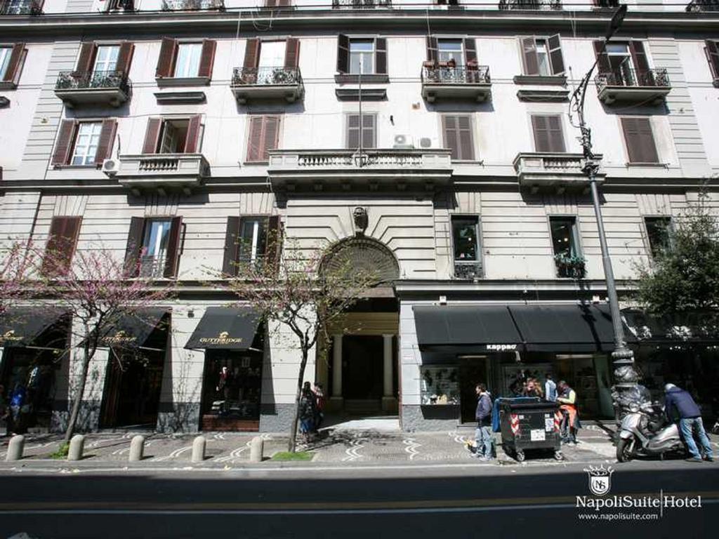 Готель Napoli'S Gold Екстер'єр фото