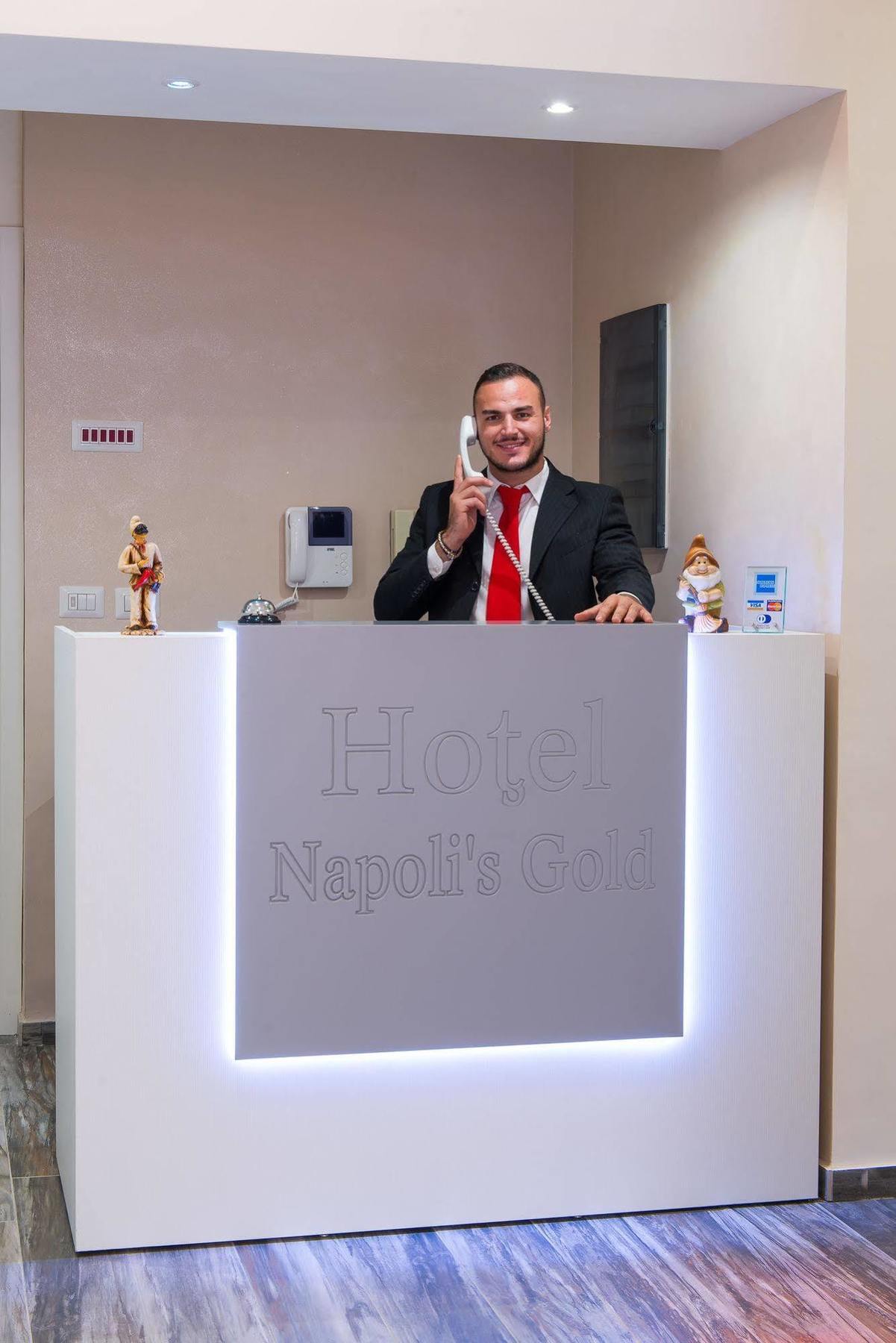 Готель Napoli'S Gold Екстер'єр фото